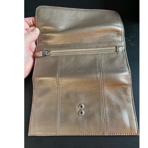 Tignanello for Clark’s Leather Wallet Organizer - Picture 4 of 4